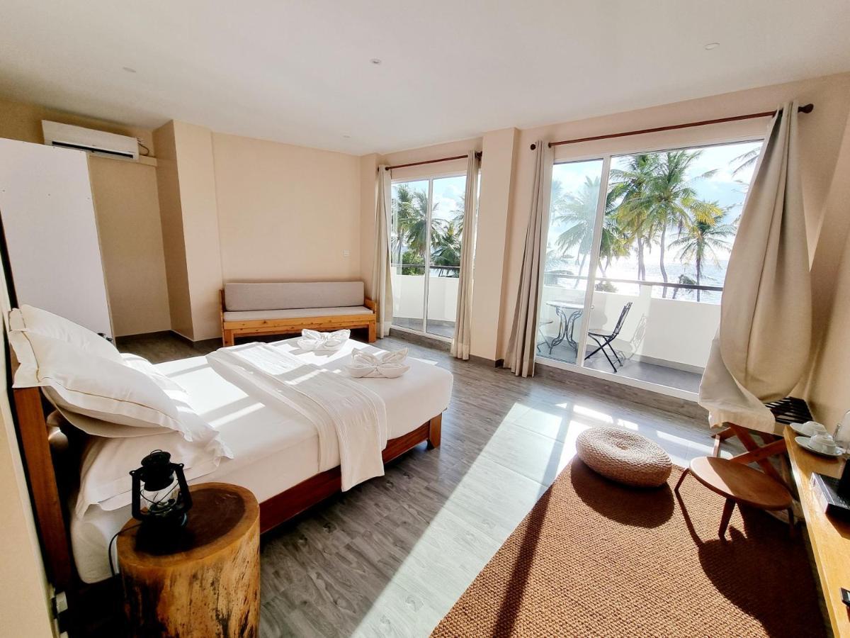 Lea Spa Hotel Maafushi Buitenkant foto