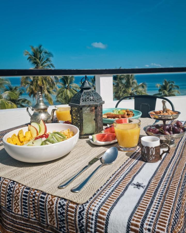 Lea Spa Hotel Maafushi Buitenkant foto
