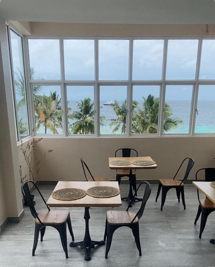 Lea Spa Hotel Maafushi Buitenkant foto