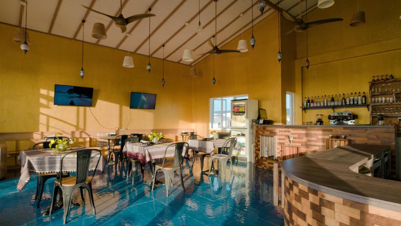Lea Spa Hotel Maafushi Buitenkant foto